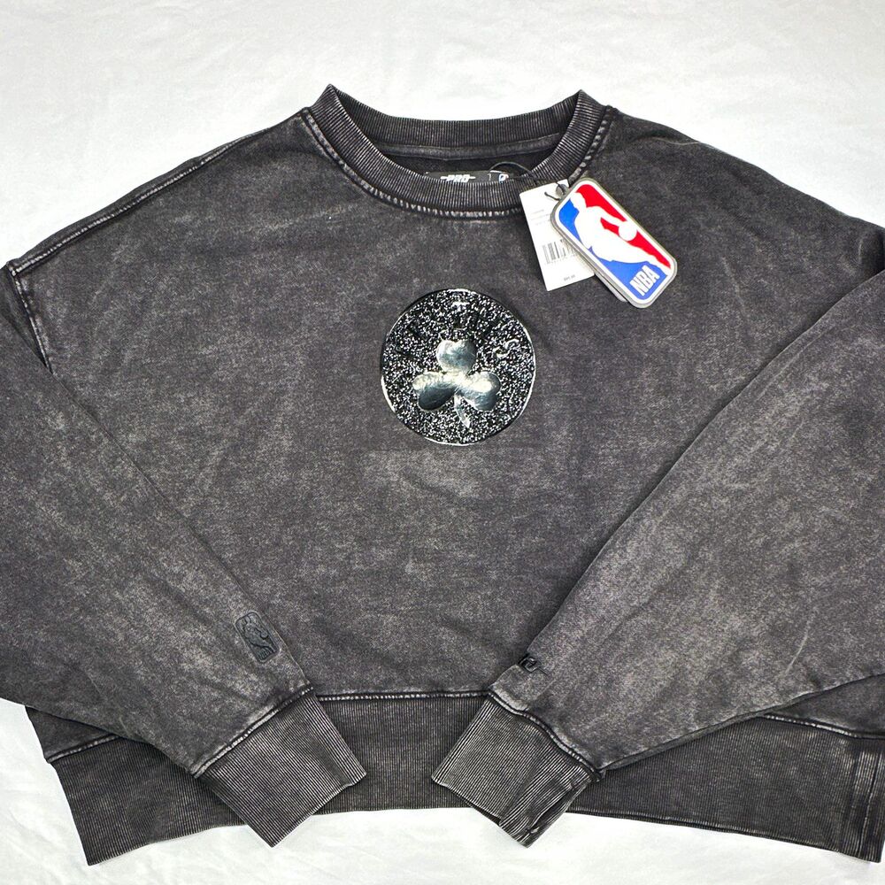 Pro Standard NBA Boston Celtics Black Crewneck Pullover Sweatshirt Women’s L